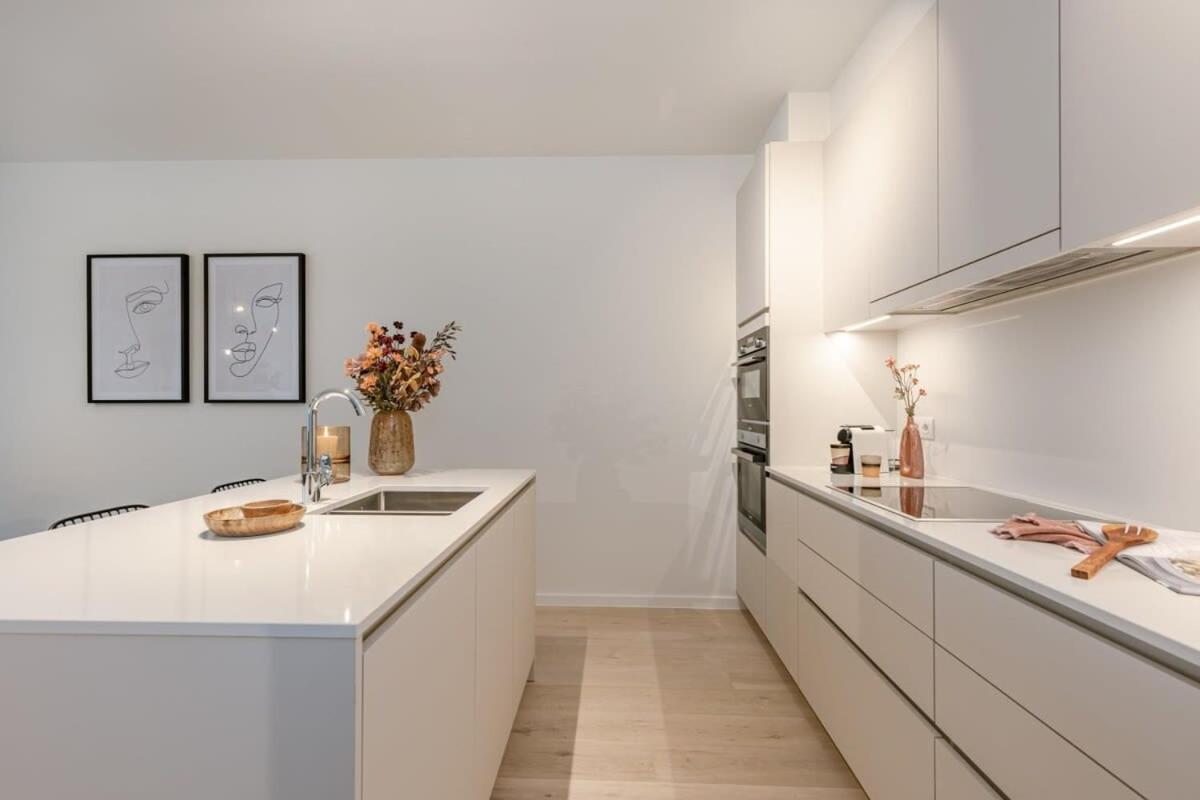 Huswell - Apartment With Terrace Close To The Sea Oostende Dış mekan fotoğraf